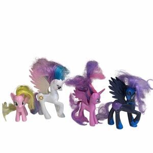 4 2011 Hasbro My Little Pony horses Princess Celestia Princess Luna